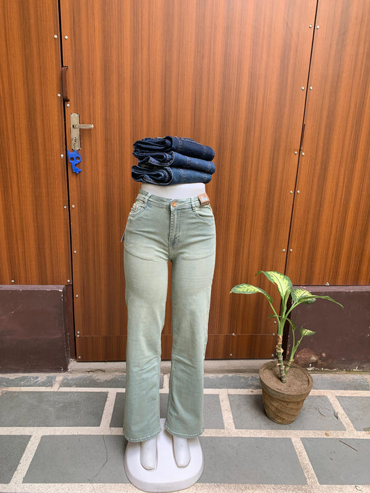 The 'Street Vibe' Relaxed Straight Jeans. WJ 5143