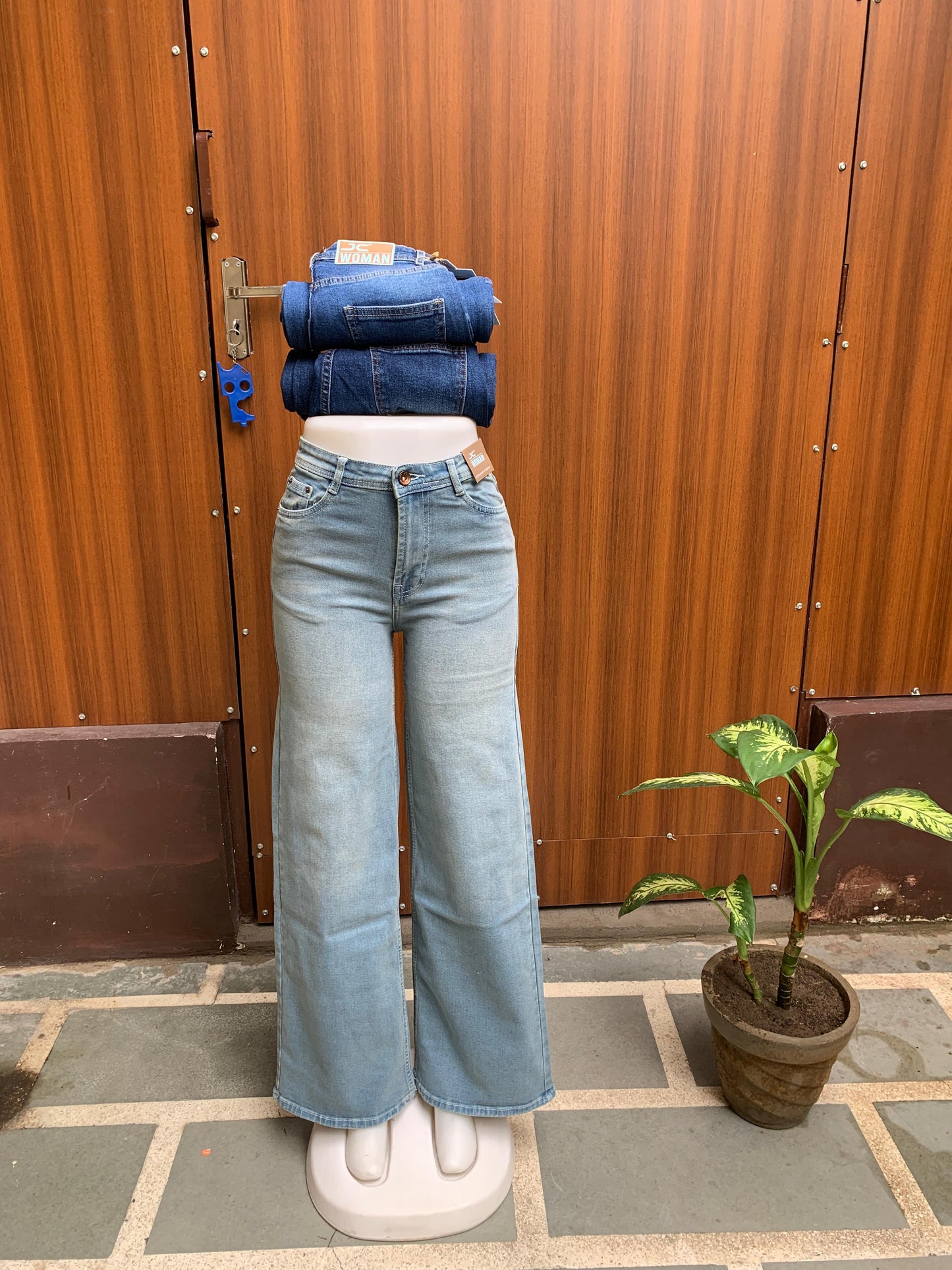 Modern Comfort Wide-Leg Jeans by Jimmy's Fashion WJ 5394